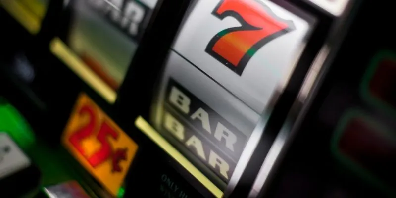 725a1c09 7fca 4e82 a301 081d09e8025c web